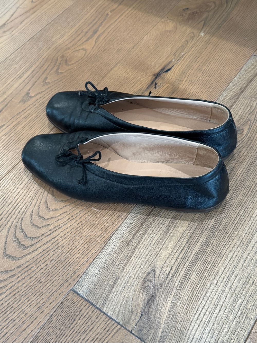Maguire Prato Ballet Flats with decorative bow - Picture 3 of 8